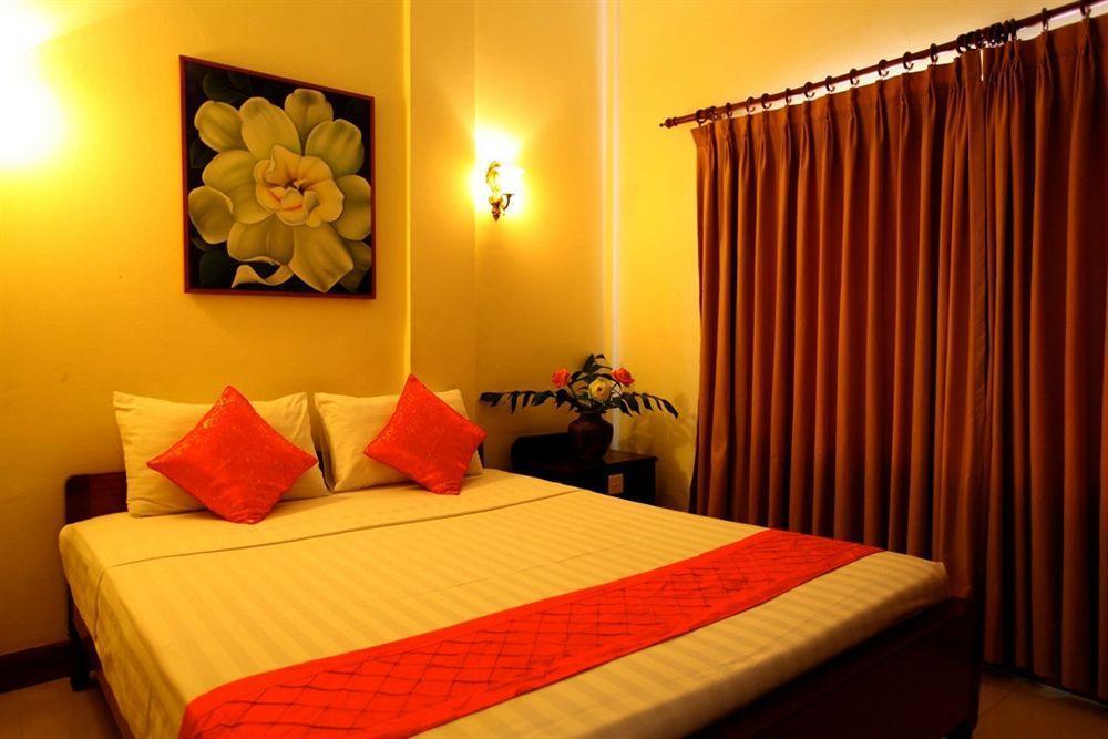 Anise Hotel And Restaurant Phnom Penh Exterior foto