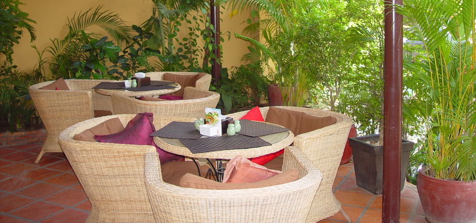 Anise Hotel And Restaurant Phnom Penh Exterior foto